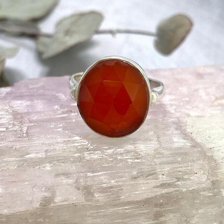 Carnelian oval faceted ring s.9 KRGJ2551 - Nature's Magick