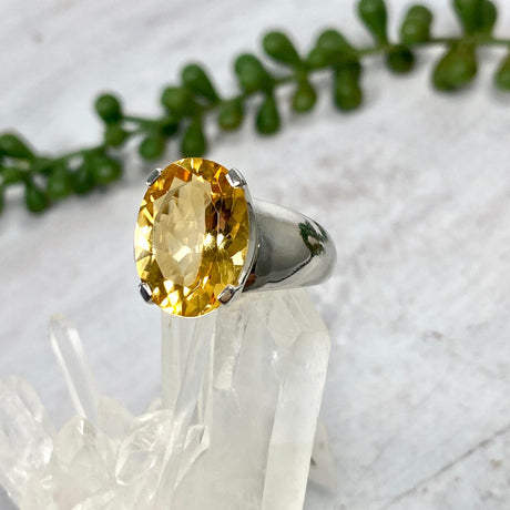 Citrine oval cut ring s.8 HRGJ-24 - Nature's Magick
