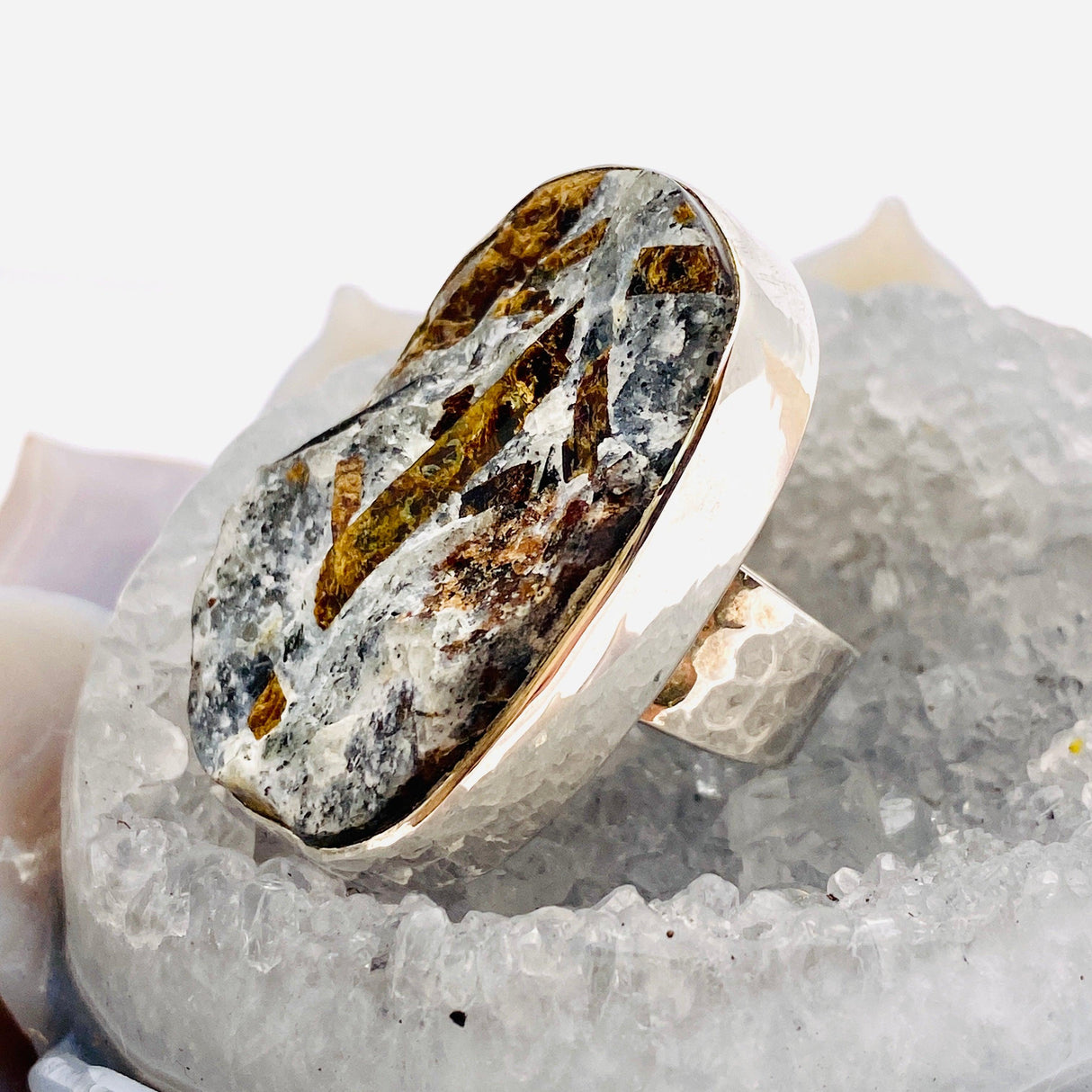Golden Astrophyllite oval ring with beaten band s.10 KRGJ1481 - Nature's Magick