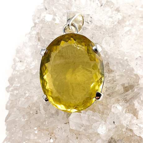 Lemon Quartz oval faceted pendant KPGJ2151 - Nature's Magick