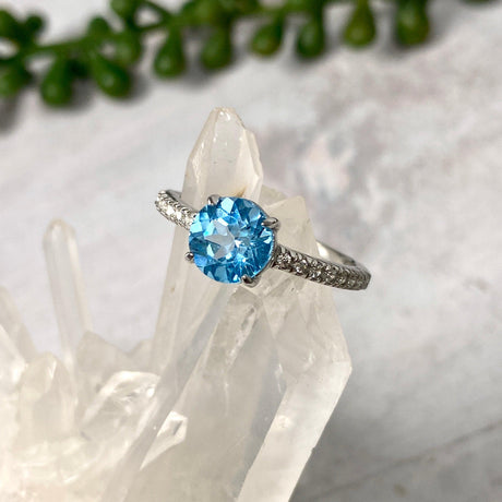 London Blue Topaz brilliant cut w. CZ ring s.7 HRGJ-06 - Nature's Magick
