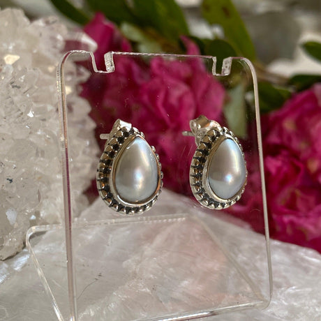 Pearl decorative teardrop cabochon stud earrings KEGJ1197 - Nature's Magick