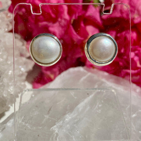 Pearl round cabochon stud earrings KEGJ1048 - Nature's Magick