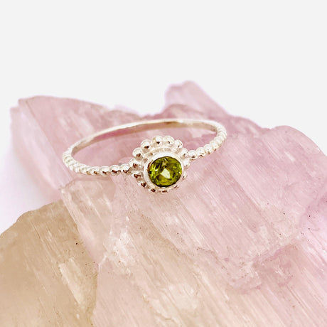 Peridot Round Faceted Fine Band Ring with Detailed Silver Setting R3692-PE - Nature's Magick