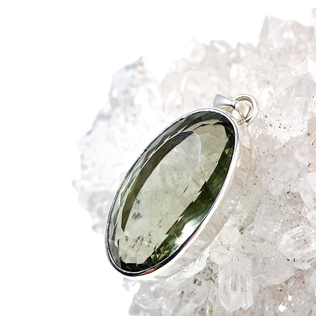 Prasiolite oval faceted pendant KPGJ2157 - Nature's Magick