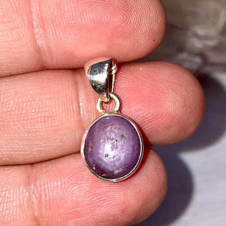 Star Ruby oval cabochon pendant - Nature's Magick