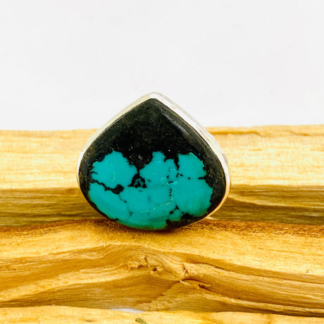 Tibetan Turquoise cabochon teardrop ring with beaten band s. 6.5 KRGJ1166 - Nature's Magick