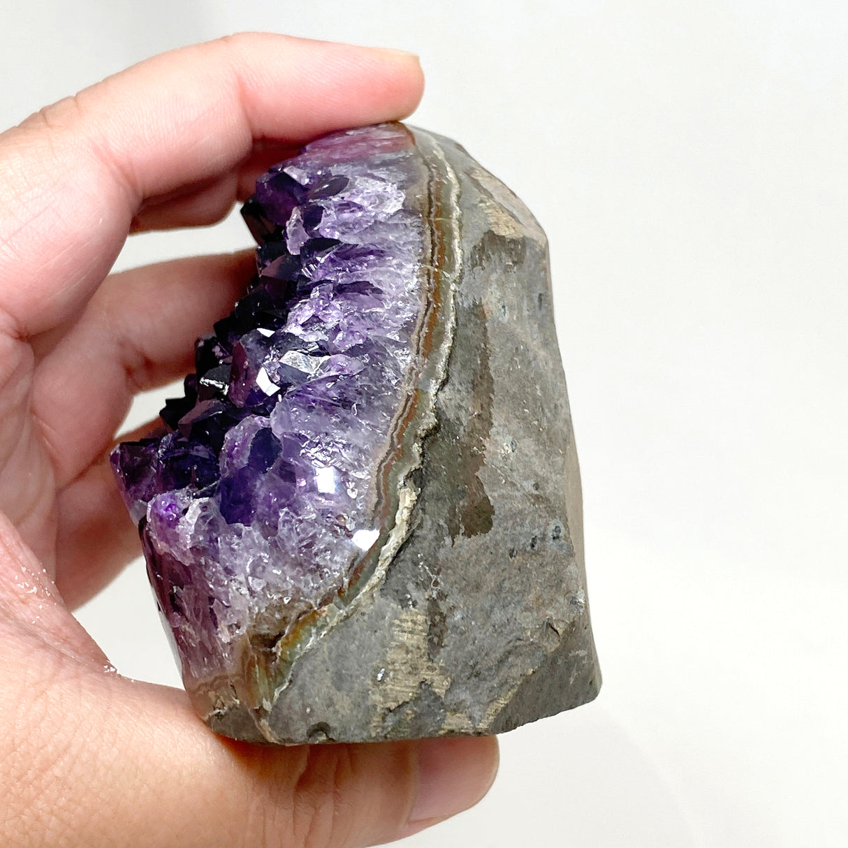 Amethyst Geode Cutbase AMCB-06