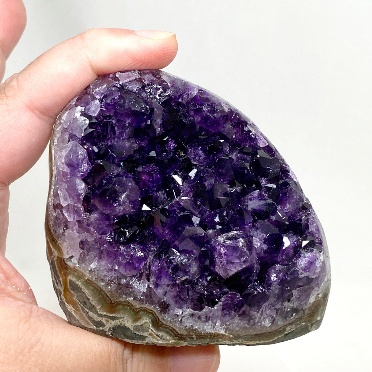 Amethyst Geode Cutbase AMCB-06