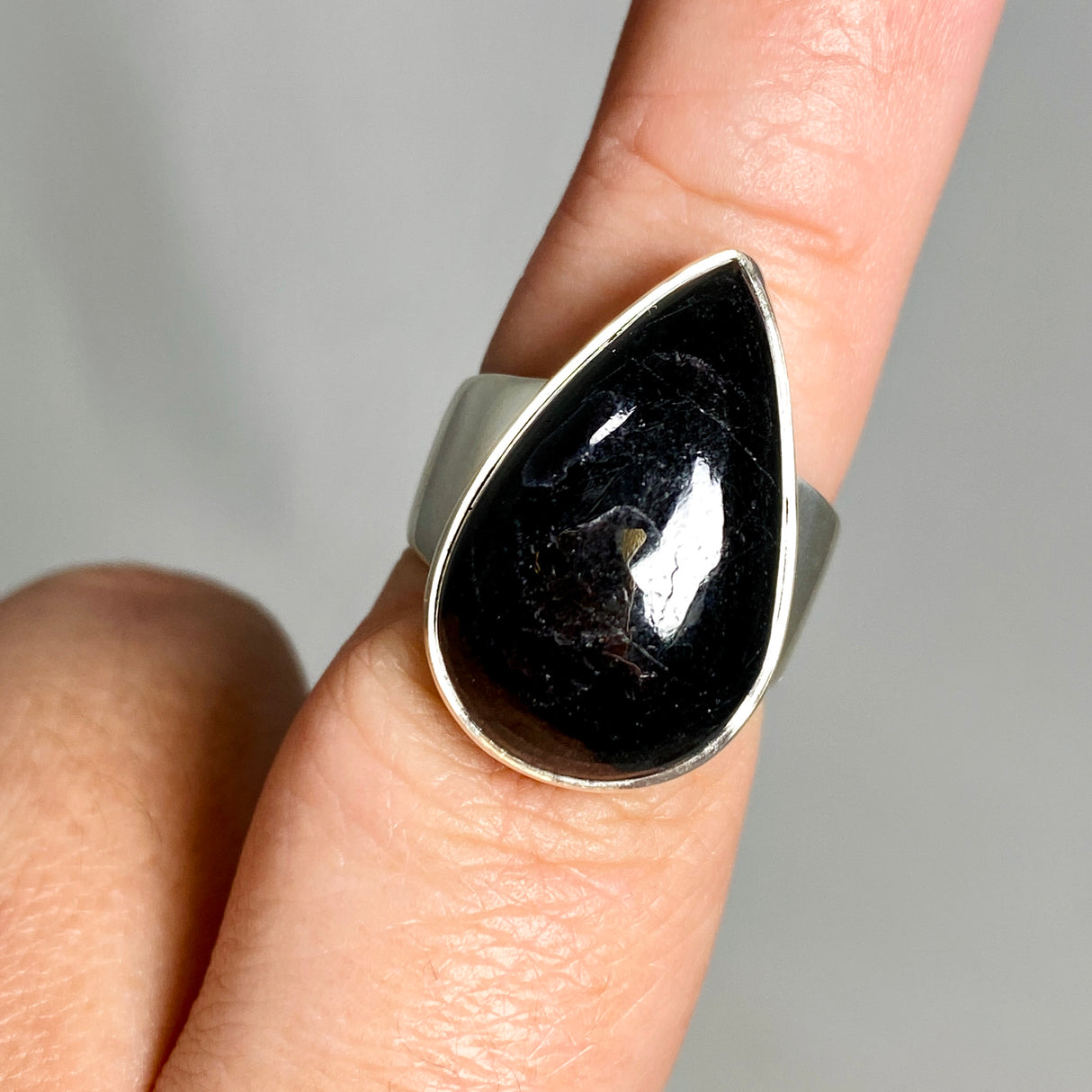 Black Tourmaline Teardrop Cabochon Ring Size 8 KRGJ3273