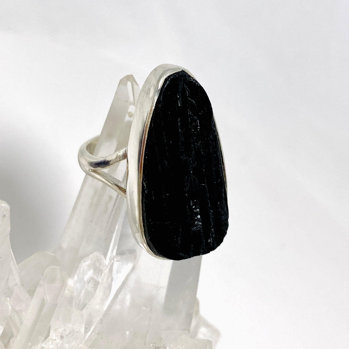 Black Tourmaline Teardrop Raw Split Band Ring Size 9 KRGJ3275