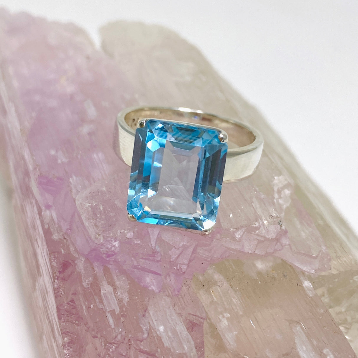 Blue Topaz Emerald Cut Faceted Ring Size 9 PRGJ498