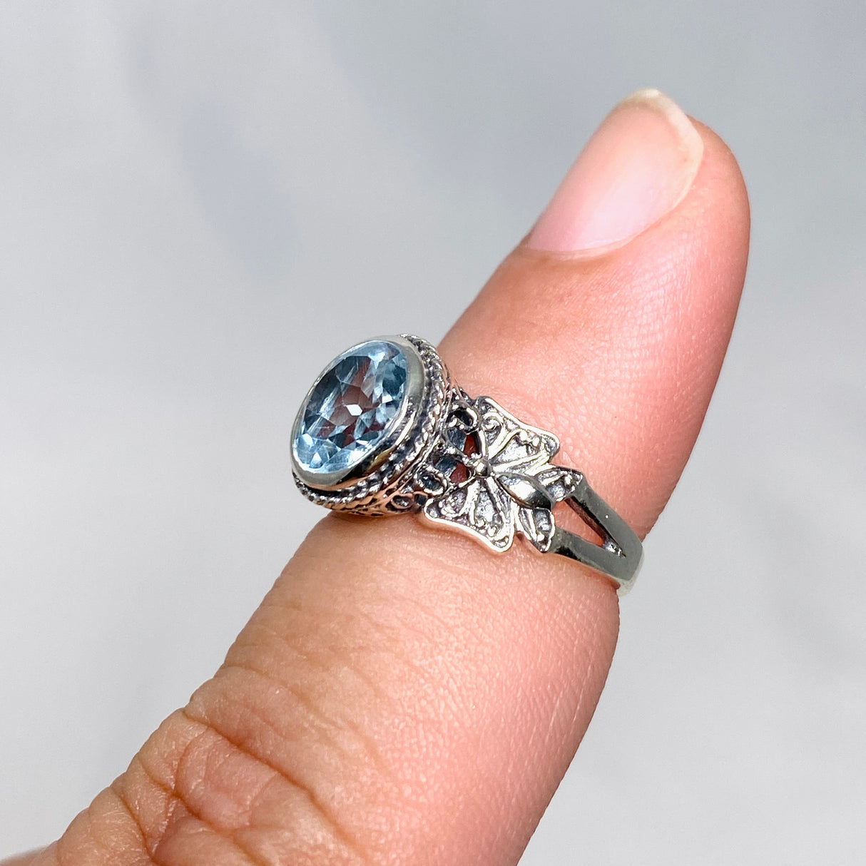 Blue Topaz Faceted Round Ring in a Decorative Setting R3671