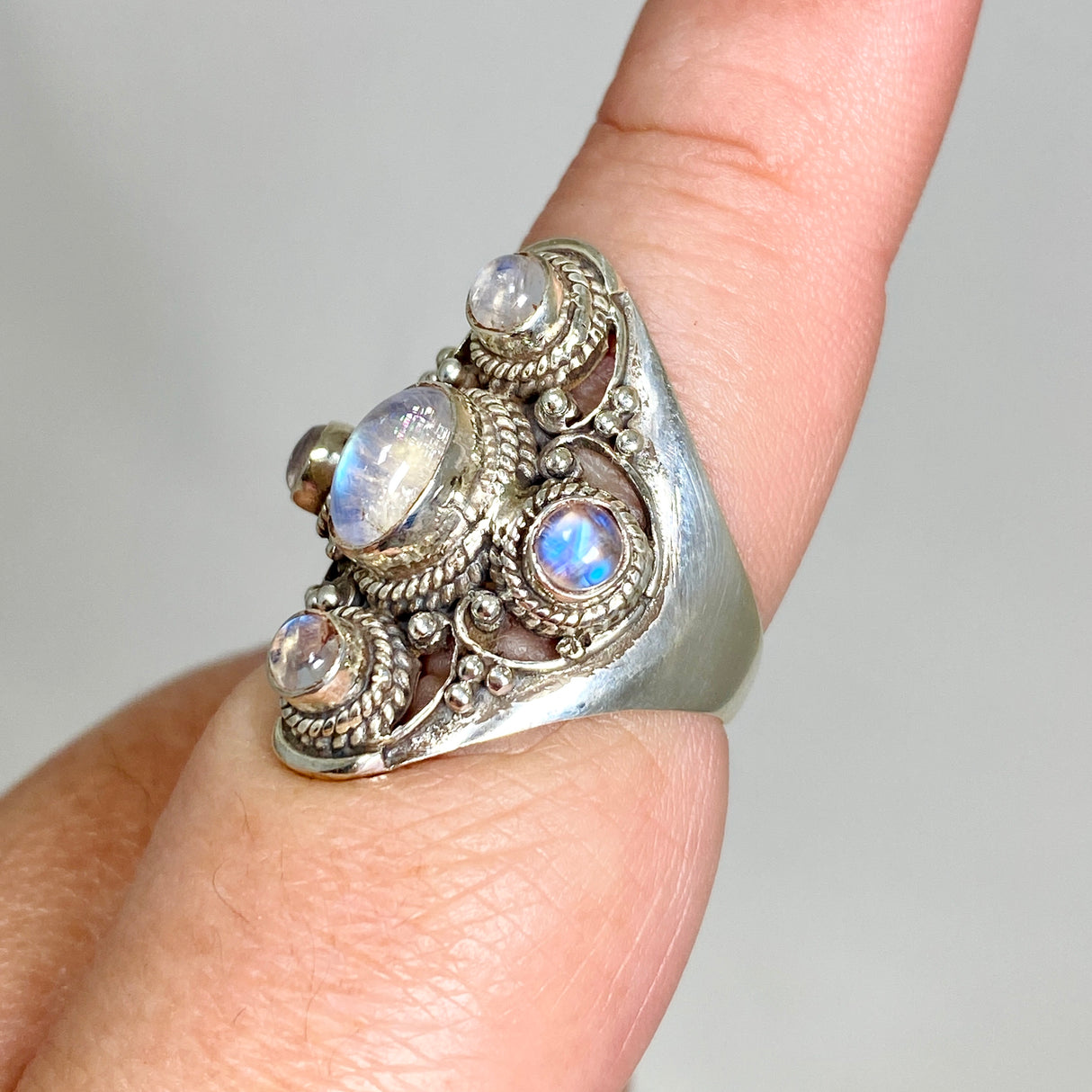 Boho Style Moonstone multi stone ring size 9 KRGJ3269