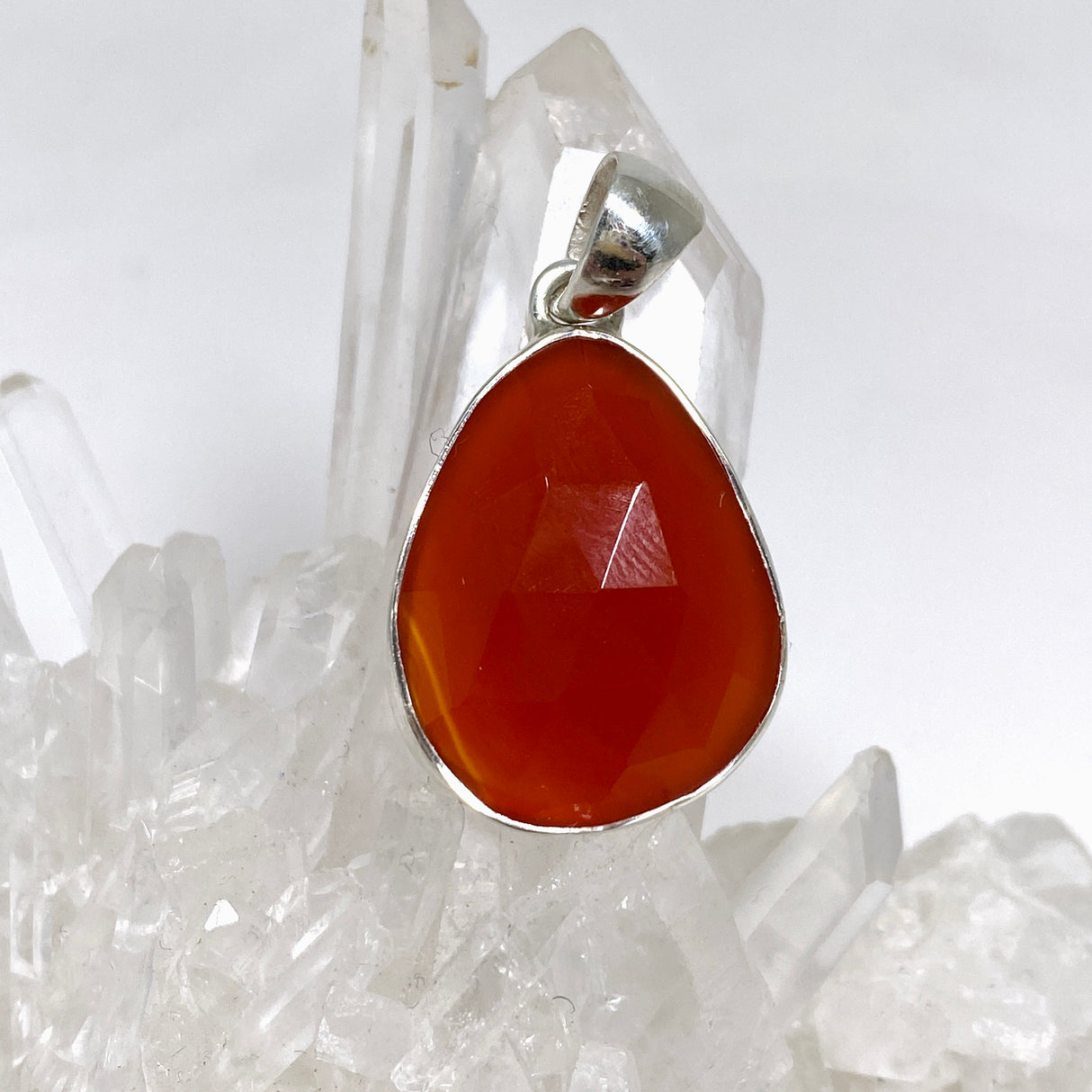 Carnelian Faceted Teardrop pendant KPGJ4583