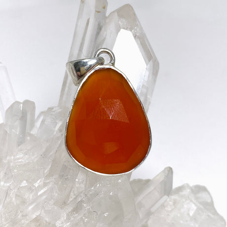 Carnelian Faceted Teardrop pendant KPGJ4583