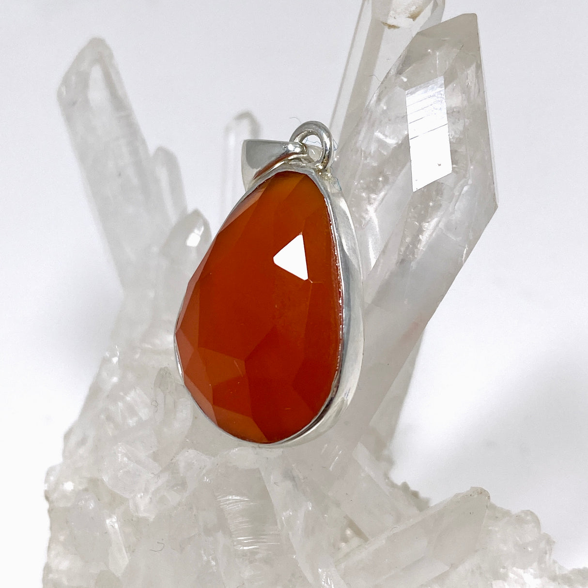 Carnelian Faceted Teardrop pendant KPGJ4583