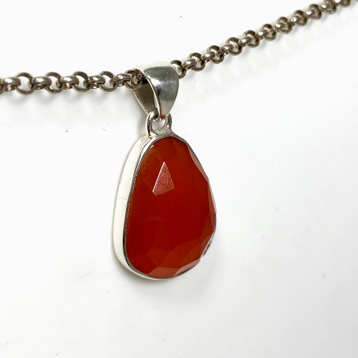 Carnelian Faceted Teardrop pendant KPGJ4583