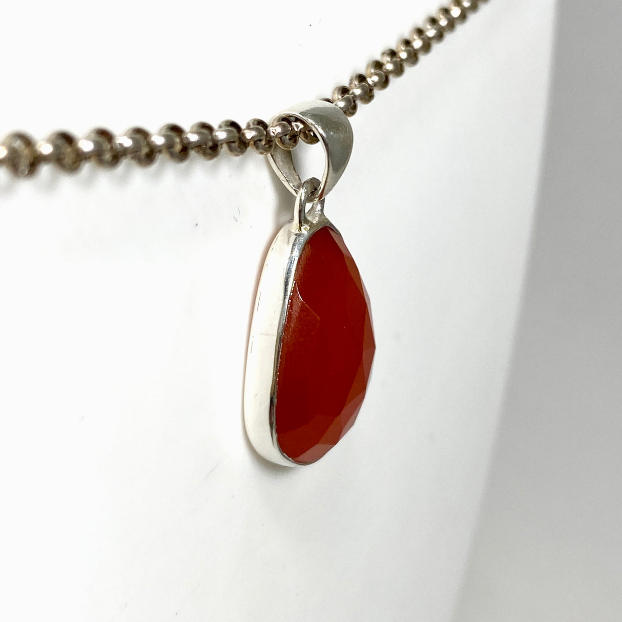 Carnelian Faceted Teardrop pendant KPGJ4583