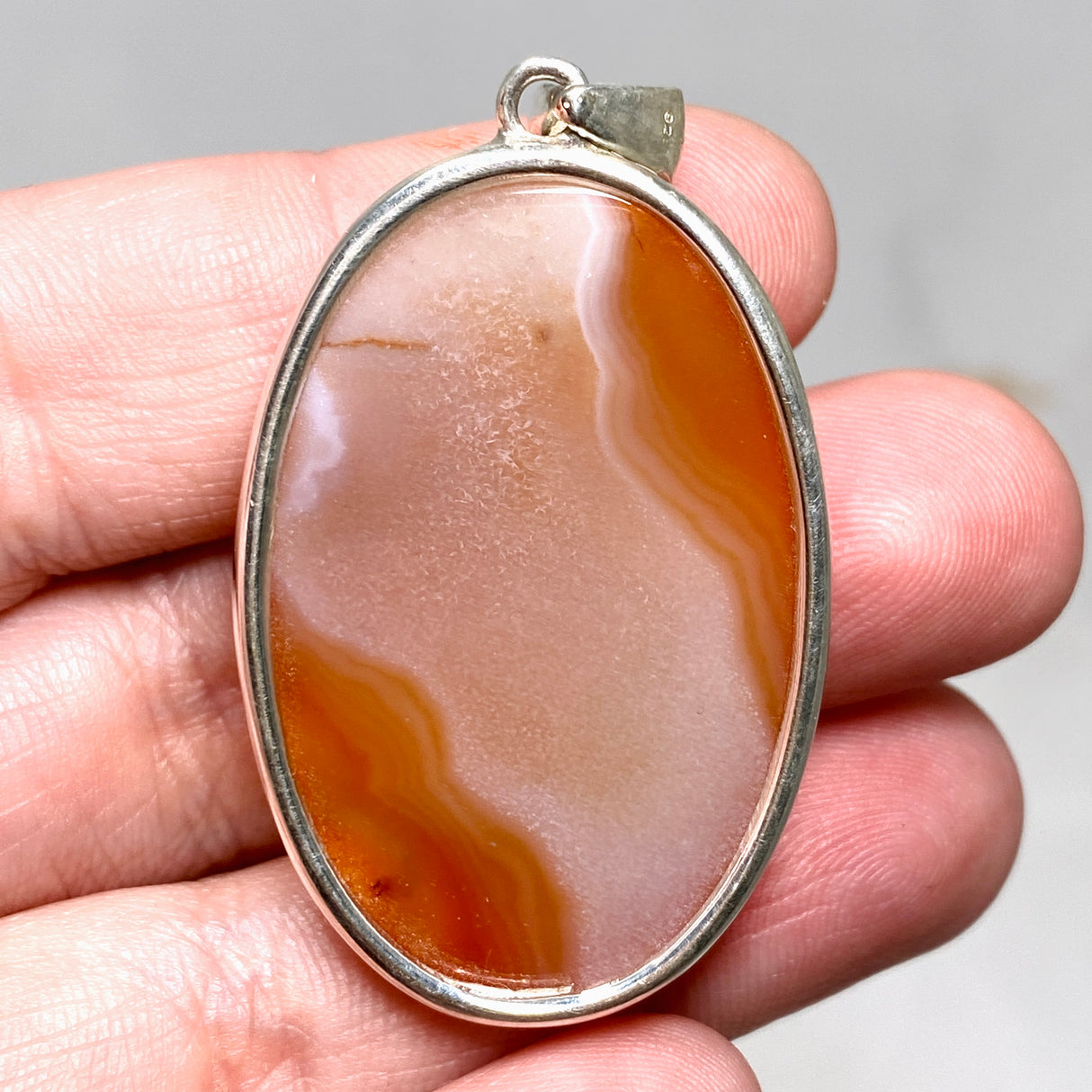 Carnelian Oval pendant KPGJ4577