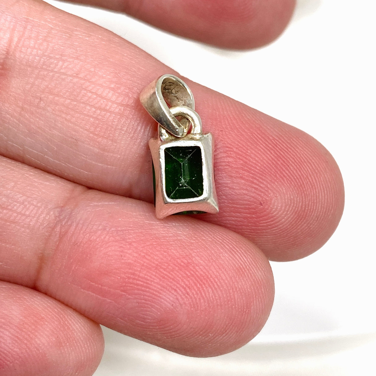 Chrome Diopside Emerald Cut Faceted Pendant PPGJ790