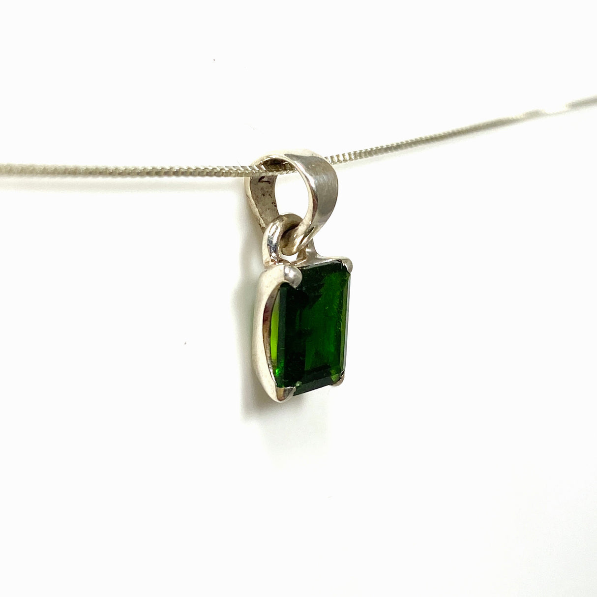 Chrome Diopside Emerald Cut Faceted Pendant PPGJ790