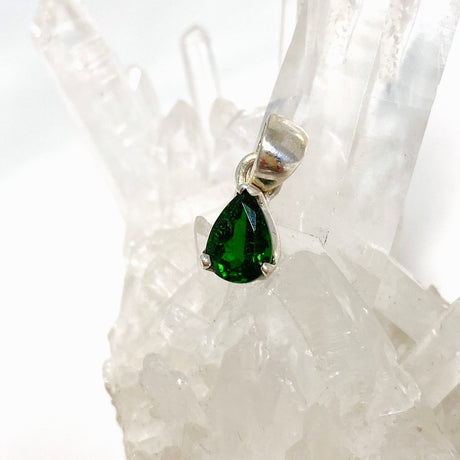 Chrome Diopside Teardrop Faceted Pendant PPGJ792