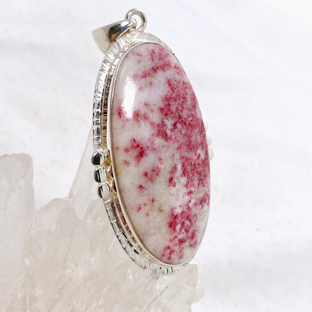 Cinnabar Oval Cabochon Pendant in a Decorative Setting KPGJ4752