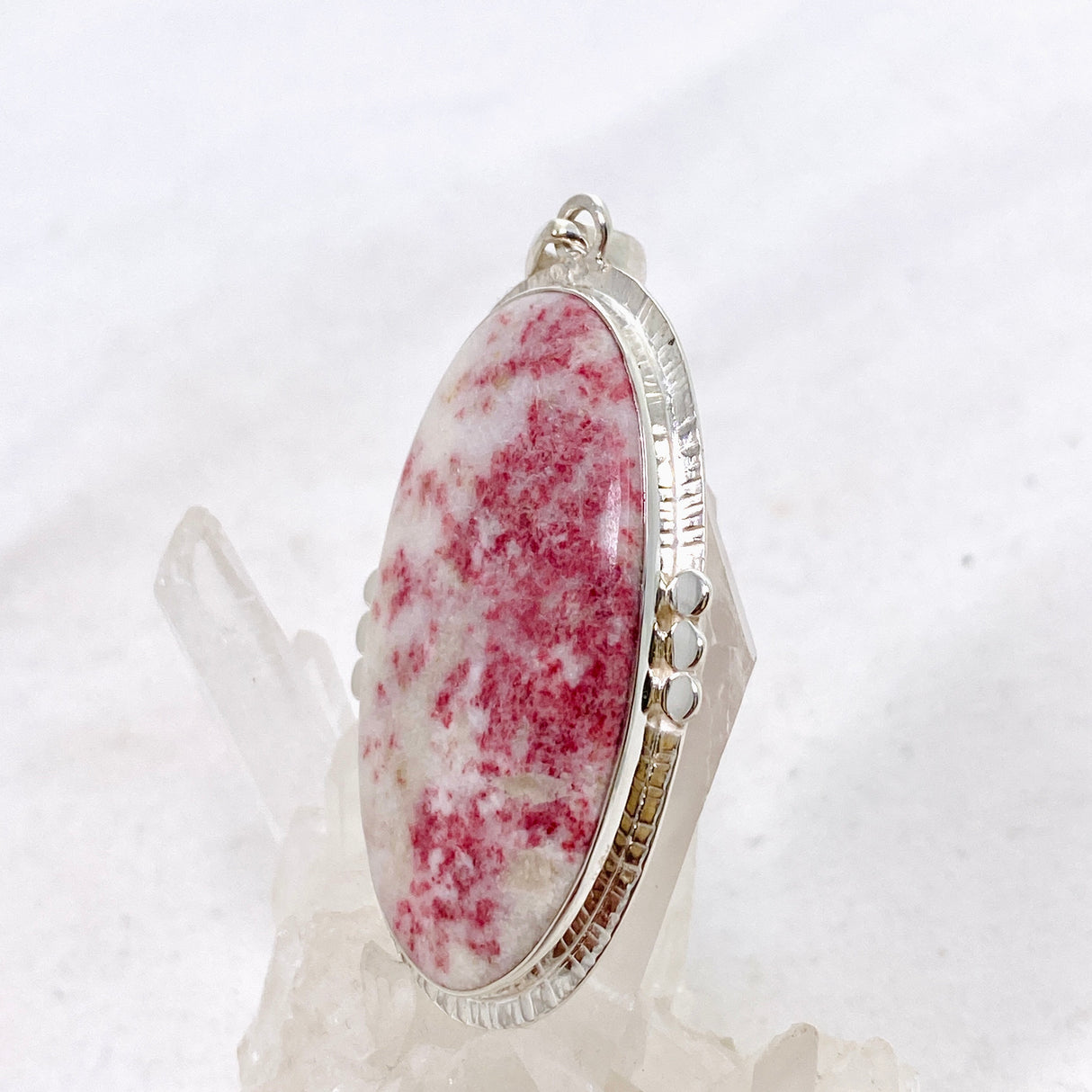 Cinnabar Oval Cabochon Pendant in a Decorative Setting KPGJ4752