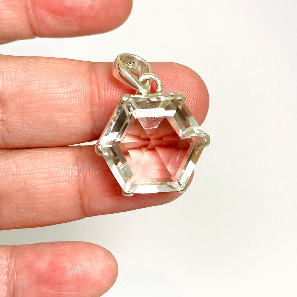 Clear Quartz Hexagon Faceted Pendant PPGJ936