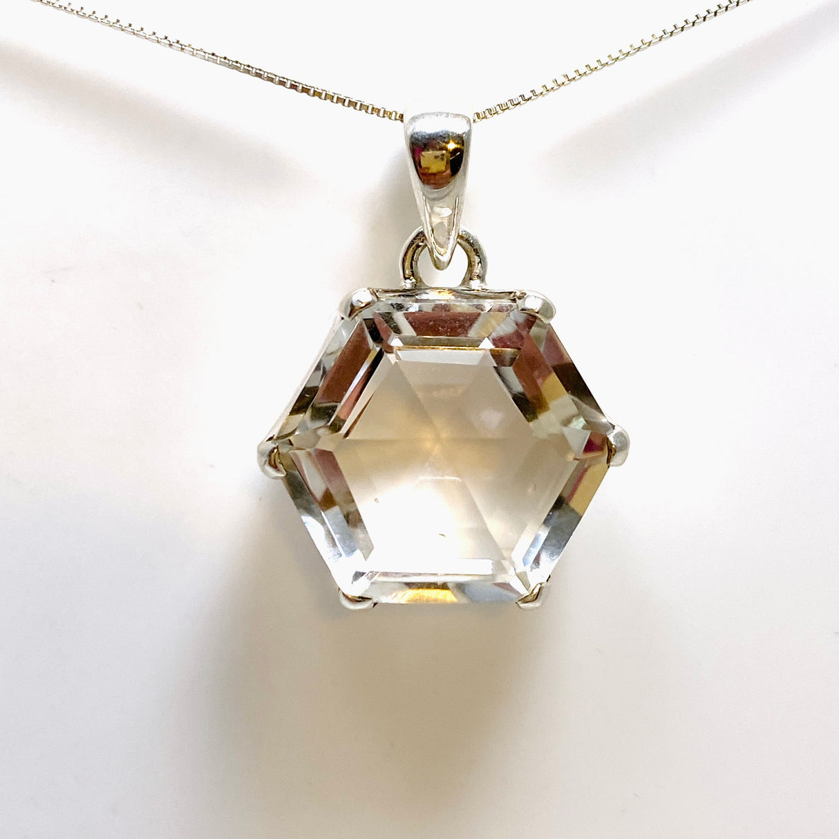 Clear Quartz Hexagon Faceted Pendant PPGJ936