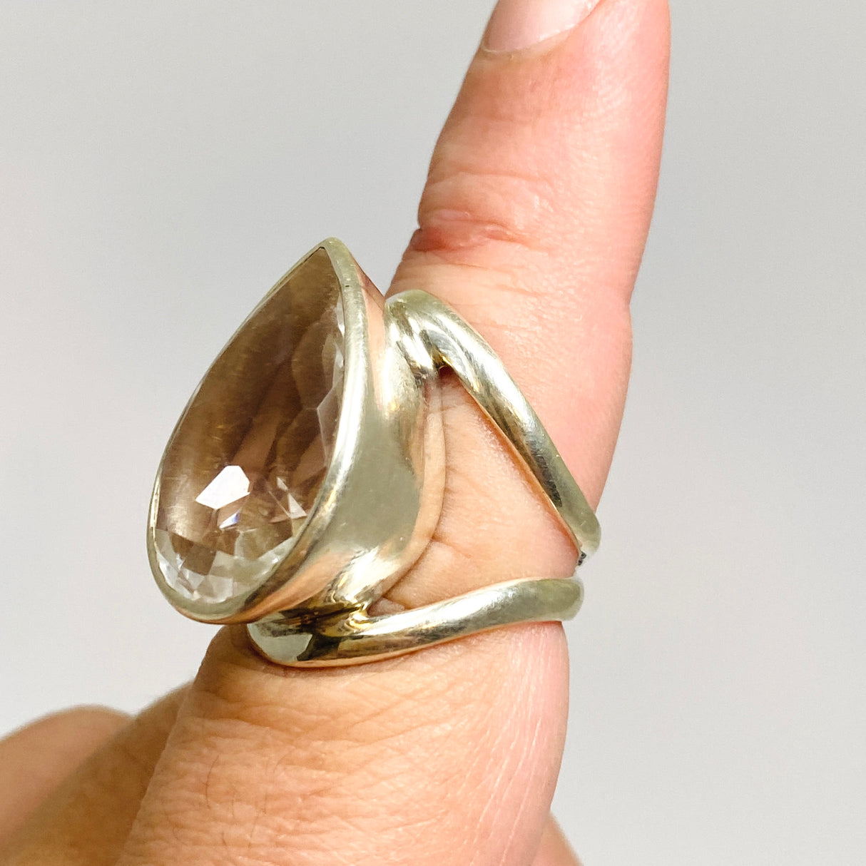 Clear Quartz Teardrop Faceted Split Band Ring Size 8 PRGJ706