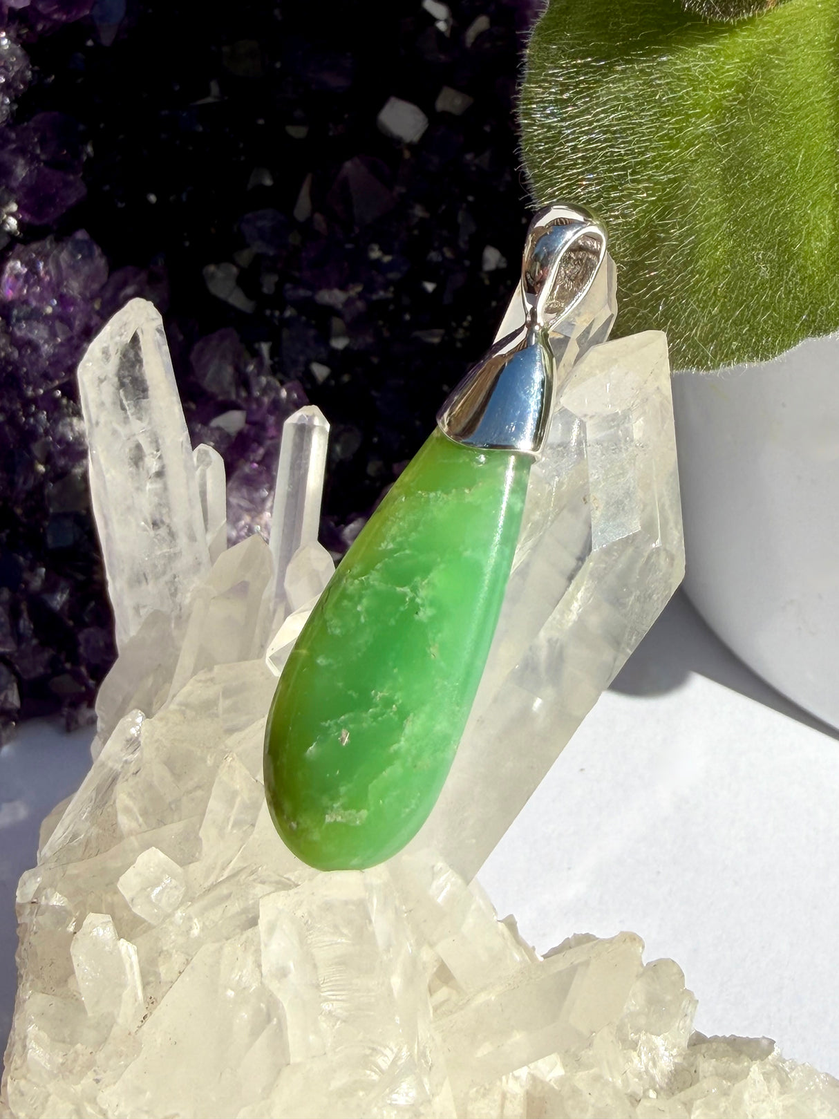 Chrysoprase Elongated Teardrop Sterling Silver Pendant EPGJ16