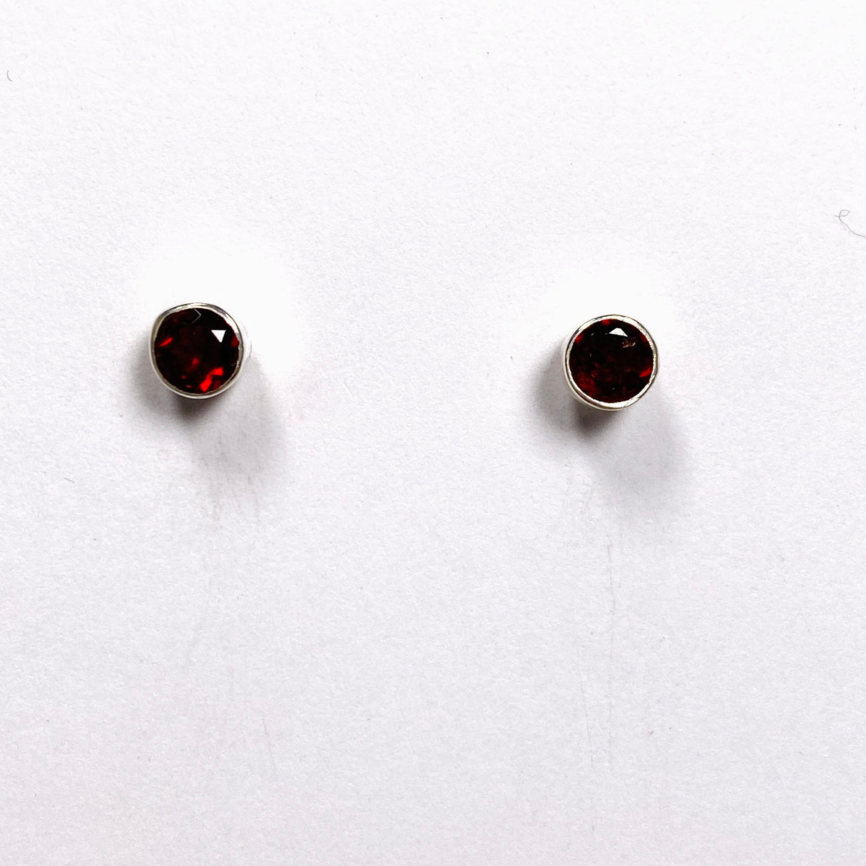 Gemstone Faceted Studs - Round