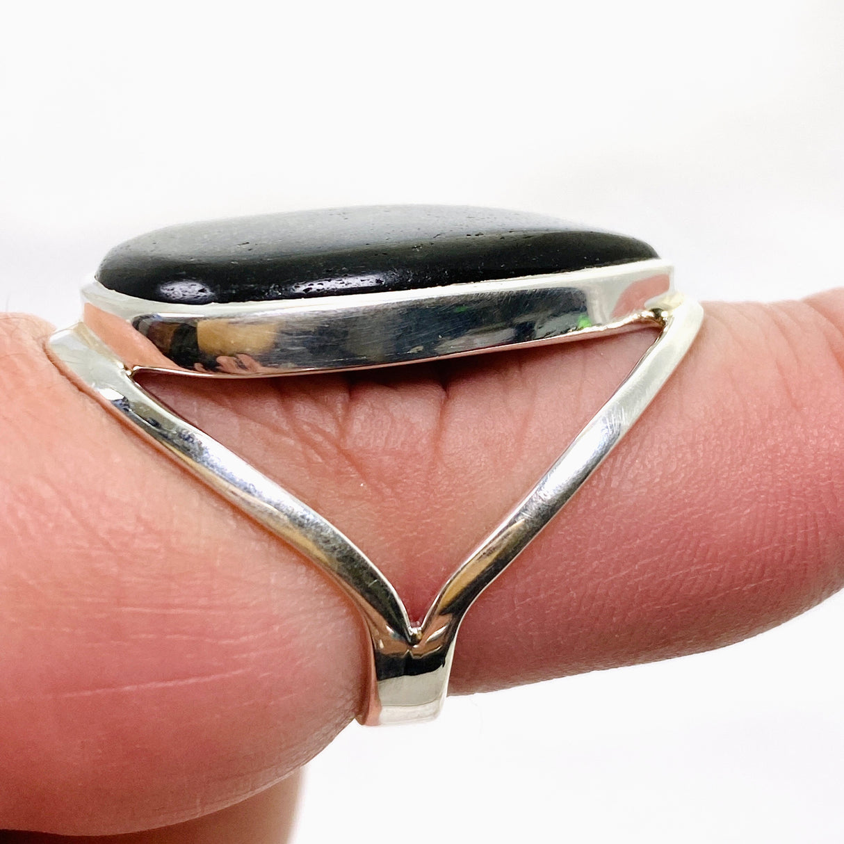 Goldsheen Obsidian Teardrop Cabochon Split Band Ring Size 9 KRGJ3344