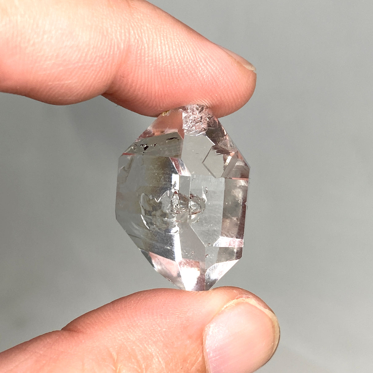 Herkimer Diamond Quartz Crystal 12.09 g 30x17x16mm A+ HDQ-01