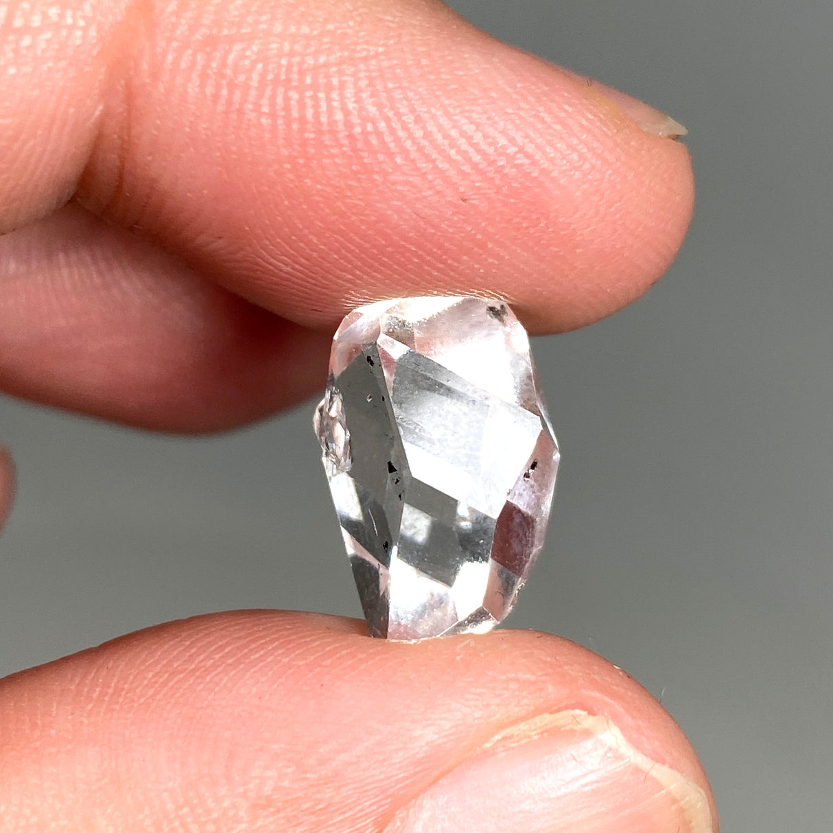 Herkimer Diamond Quartz Crystal A+ 1.79 g 16x10x11mm HDQ-05