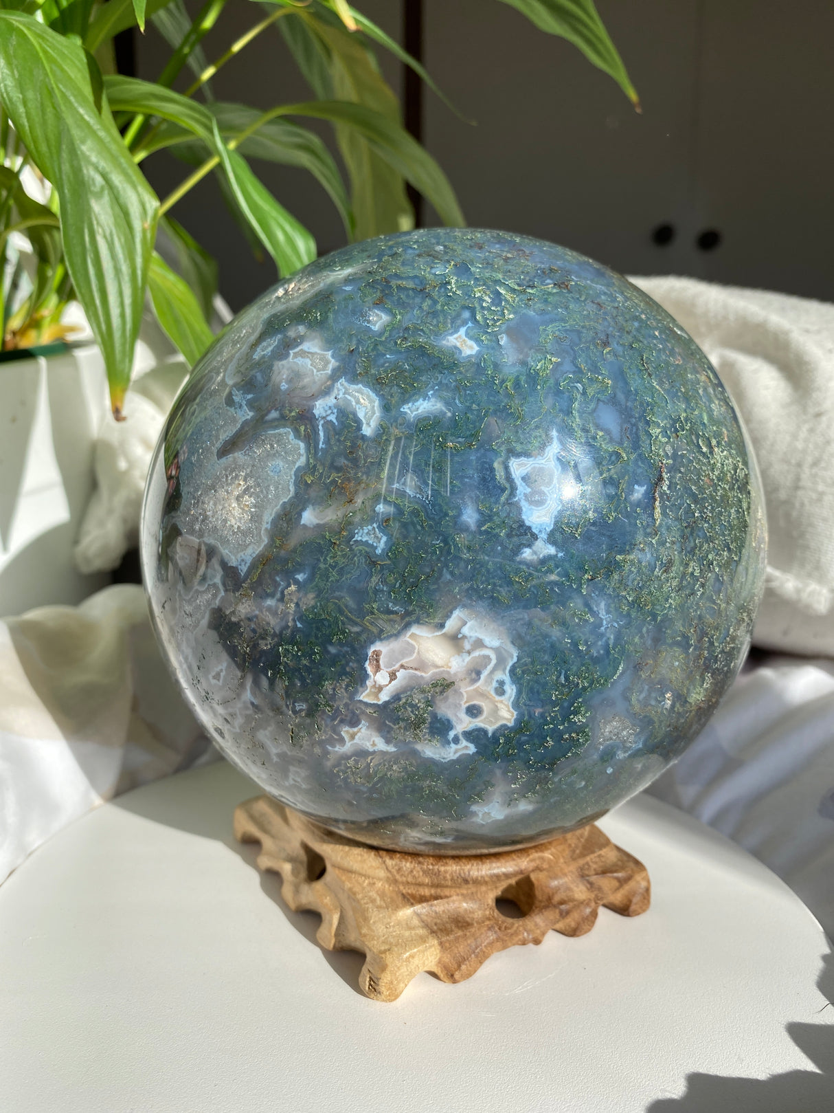 Collector's Moss Agate Druzy Sphere with Natural Crystal Cavities 5kg MOSB-01