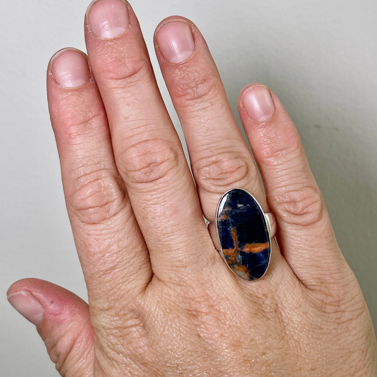 Sodalite oval adjustable s.7 ring KRGJ2073