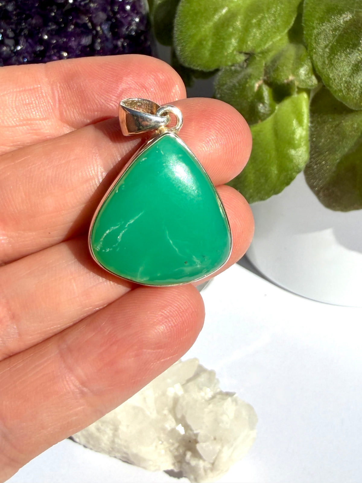 Chrysoprase Teardrop Pendant KPGJ3922