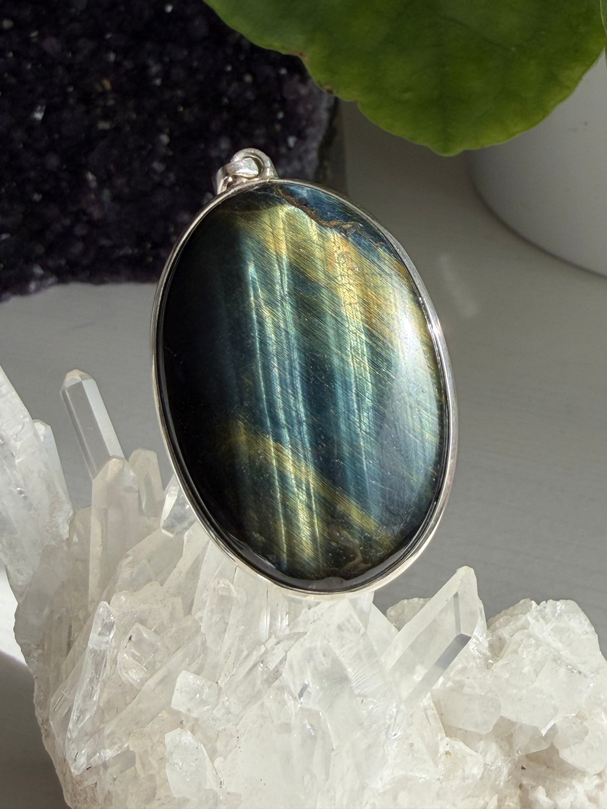 Blue Tiger's Eye Oval Sterling Silver Pendant KPGJ4202