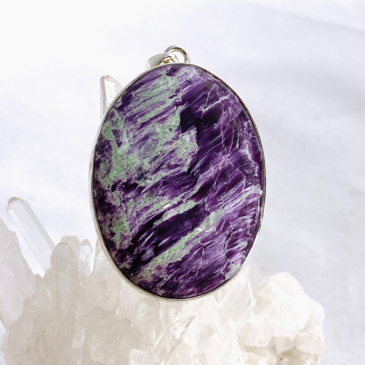 Kammererite Oval Cabochon Pendant in a Hammered Setting KPGJ4747