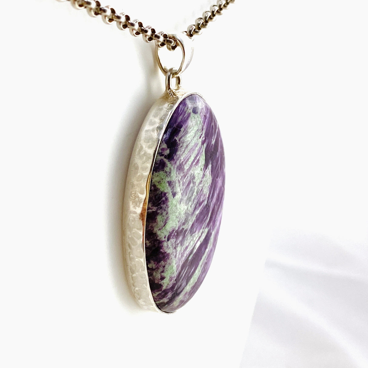 Kammererite Oval Cabochon Pendant in a Hammered Setting KPGJ4747