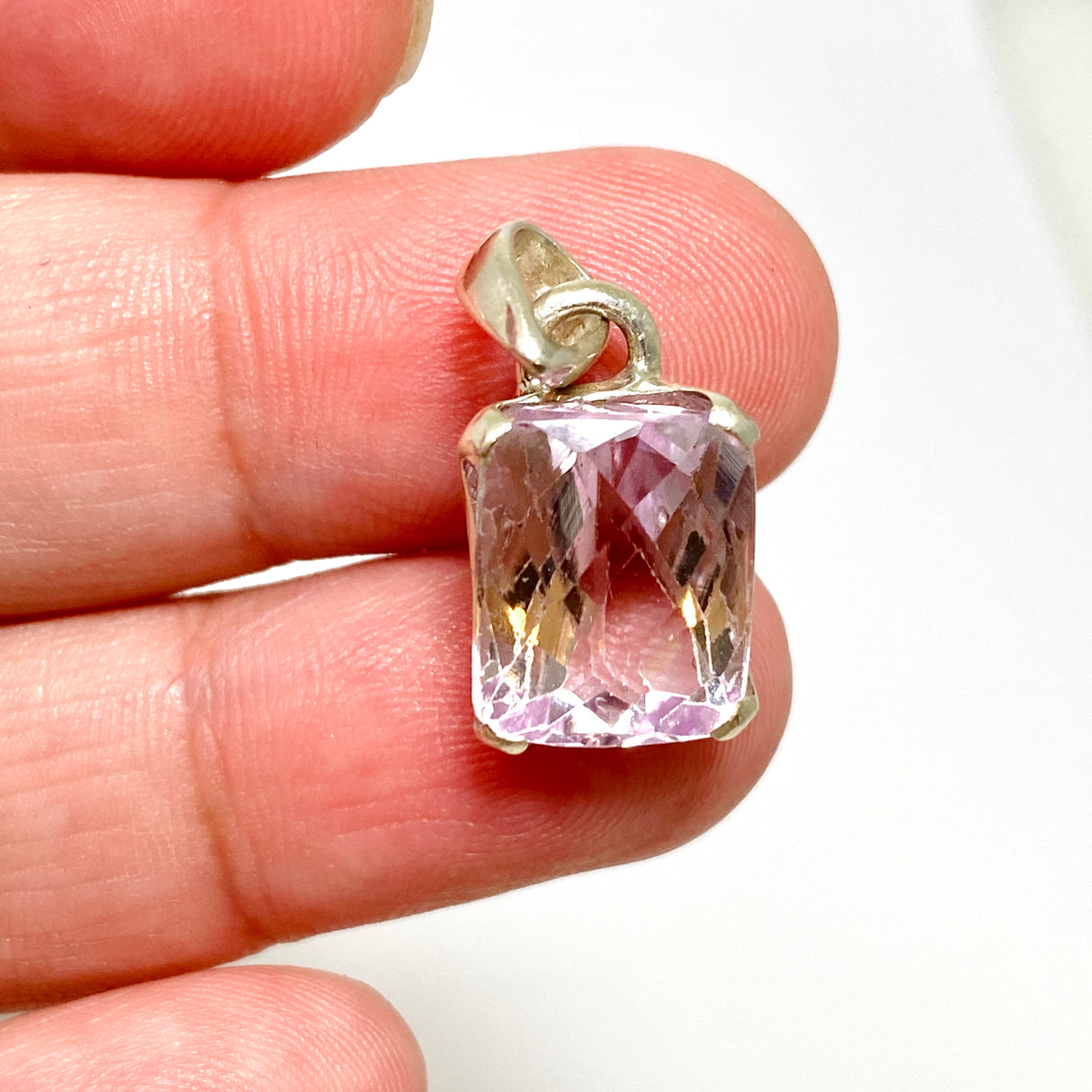 Kunzite Rectangular Faceted Pendant PPGJ882