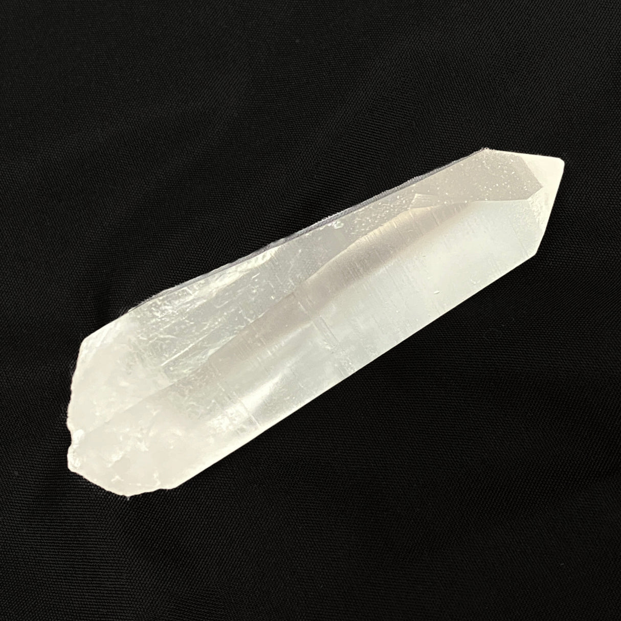 Lemurian Seed Crystal 109 g 89x34mm LSQ-13