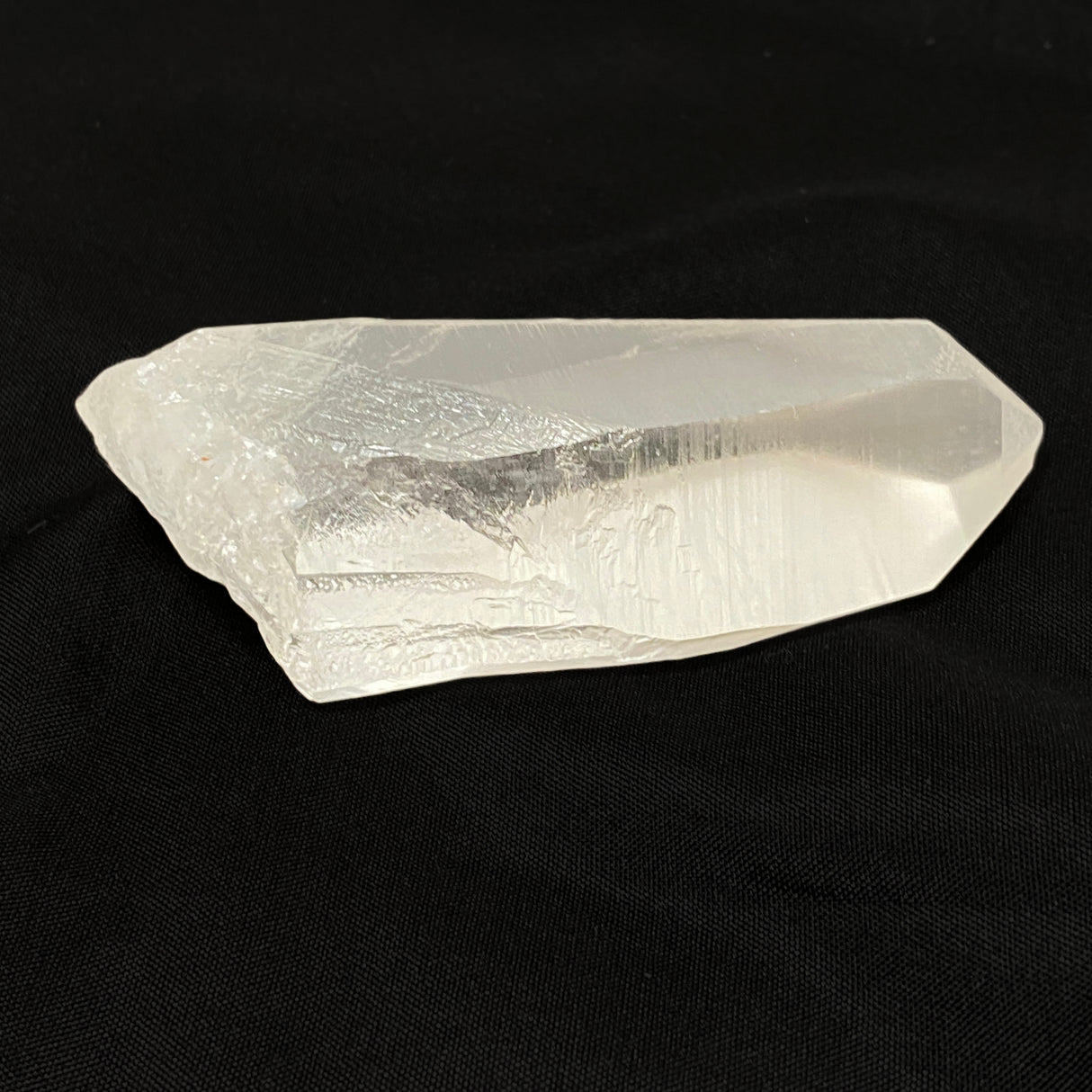 Lemurian Seed Crystal 109 g 89x34mm LSQ-13