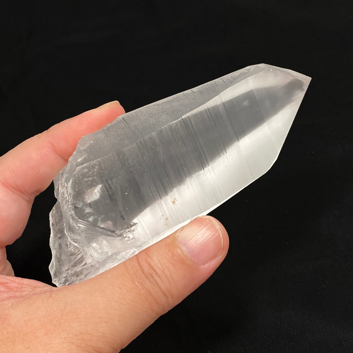 Lemurian Seed Crystal 216 g 115x46mm LSQ-23