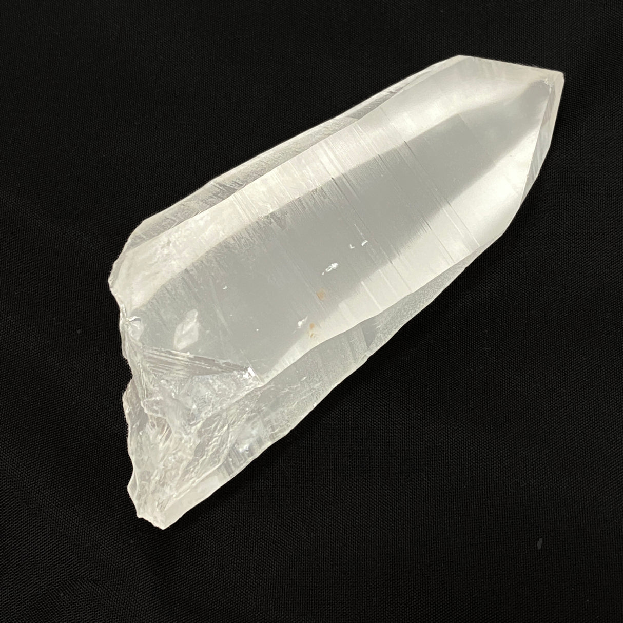 Lemurian Seed Crystal 216 g 115x46mm LSQ-23