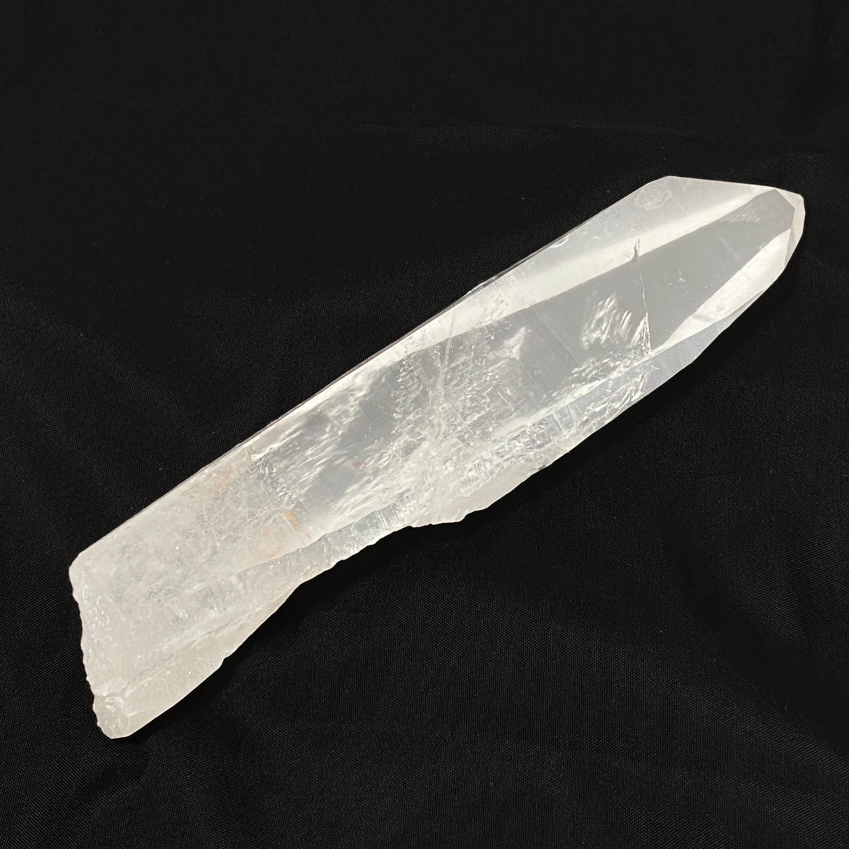 Lemurian Seed Crystal 336 g 190x43mm LSQ-24