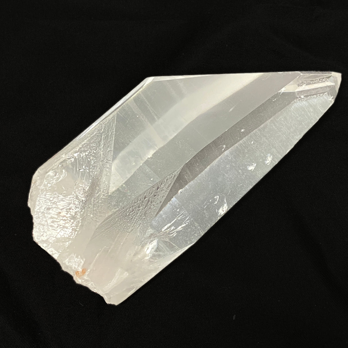 Lemurian Seed Crystal 448 g 135x59mm LSQ-25